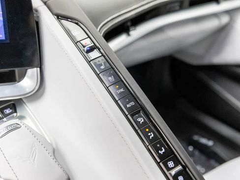 Used 2024 Chevrolet Corvette Z06 RWD image 38