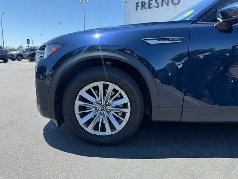 Certified 2024 MAZDA CX-90 Plug-In Hybrid w/ Preferred AWD/4WD image 5
