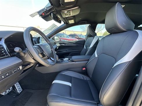 New 2026 Toyota Camry SE w/ Convenience Package image 24