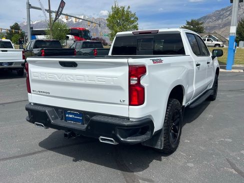 Used 2024 Chevrolet Silverado 1500 LT Trail Boss w/ LT Trail Boss Premium Package AWD/4WD image 11