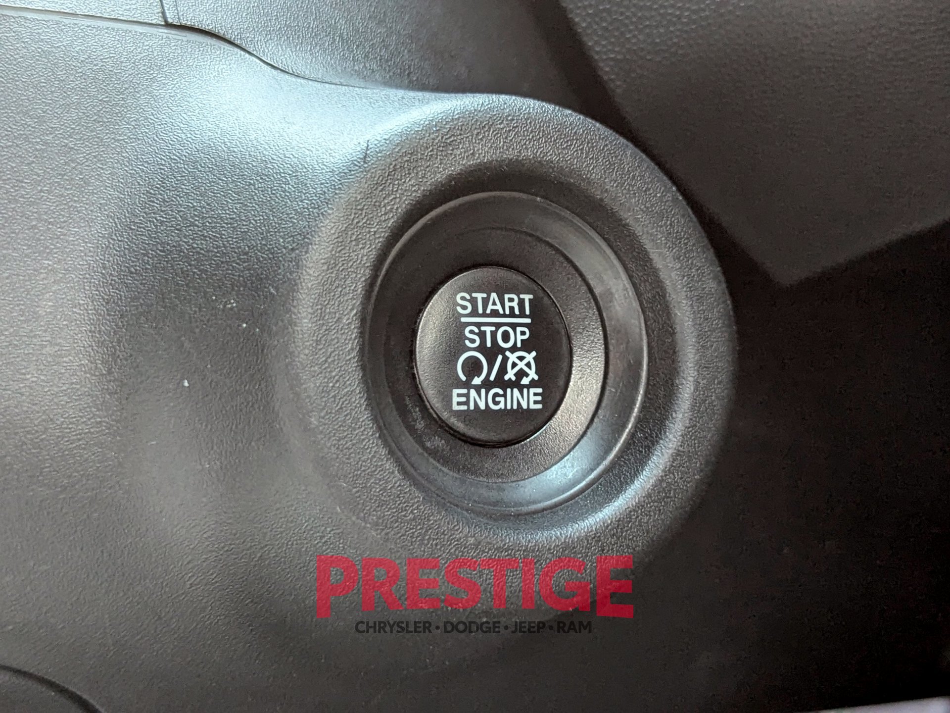 Used 2025 RAM ProMaster 2500 w/ Convenience Group FWD image 18