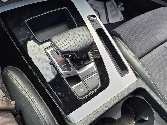 Used 2023 Audi Q5 e Premium Plus w/ Premium Plus Package AWD/4WD image 11