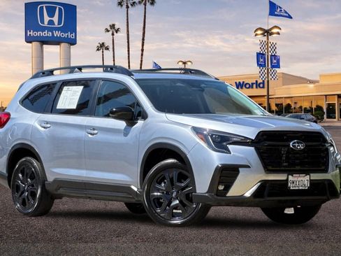 Used 2024 Subaru Ascent Onyx Edition AWD/4WD image 2