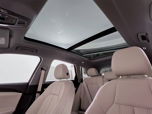 New 2025 Audi Q5 Premium image 12