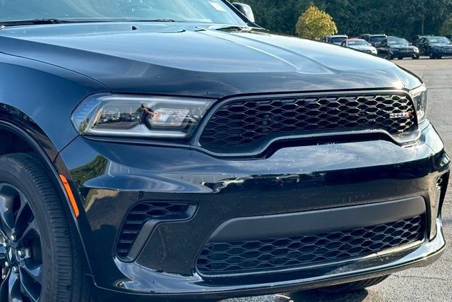 Used 2025 Dodge Durango GT w/ Blacktop Package AWD/4WD image 2