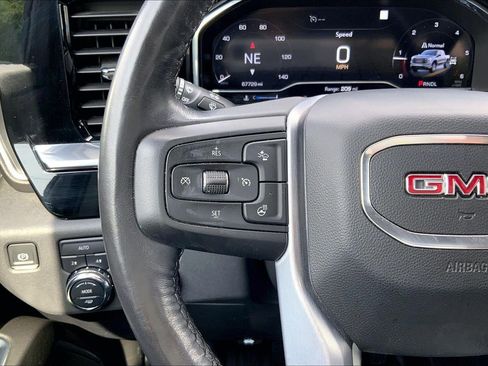 Used 2022 GMC Sierra 1500 Elevation w/ LPO, Elevation Black Package image 19