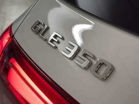 Certified 2026 Mercedes-Benz GLE 350 4MATIC image 9