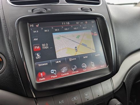 Used 2020 Dodge Journey Crossroad w/ Popular Equipment Group image 25