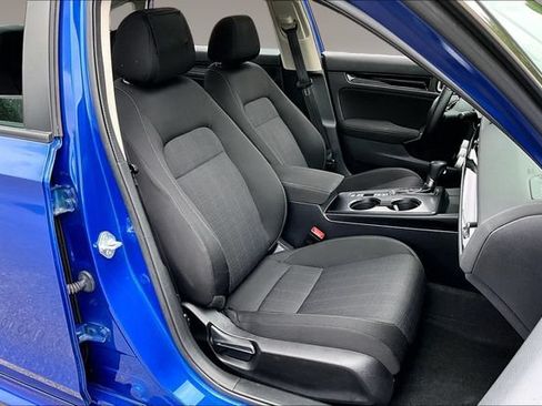 Used 2023 Honda Civic EX image 25