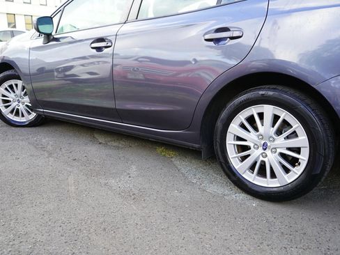 Used 2017 Subaru Impreza 2.0i Premium AWD/4WD image 5