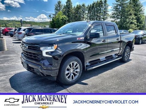 Used 2022 Chevrolet Silverado 1500 RST AWD/4WD image 1