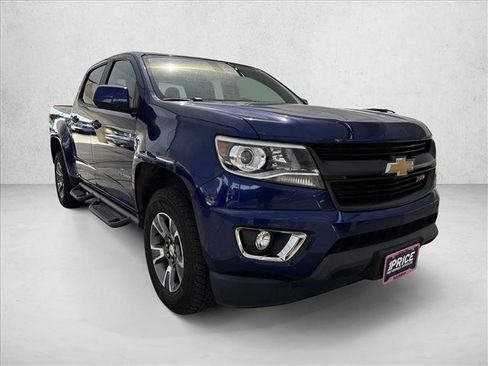 Used 2016 Chevrolet Colorado Z71 w/ LPO, Gearon Bar Package AWD/4WD image 7