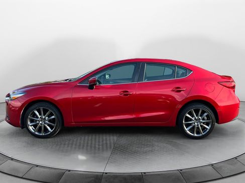 Used 2018 MAZDA MAZDA3 Touring FWD image 4