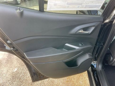 New 2026 Chevrolet Trax LT w/ Midnight Edition image 20