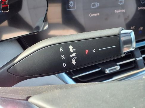 New 2026 Chevrolet Equinox EV LT w/ Convenience Package II image 15