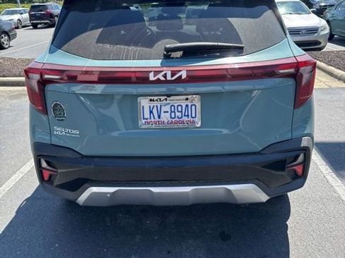 Used 2025 Kia Seltos S image 5