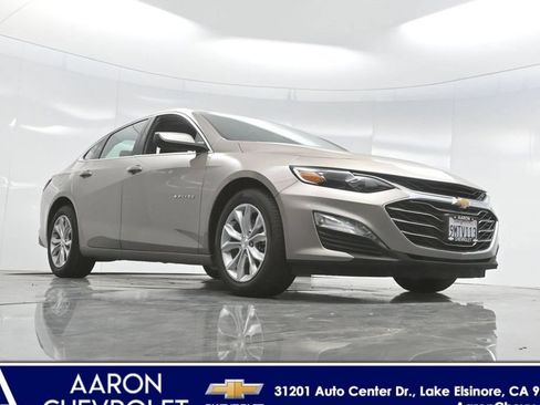 New 2024 Chevrolet Malibu LT FWD image 2