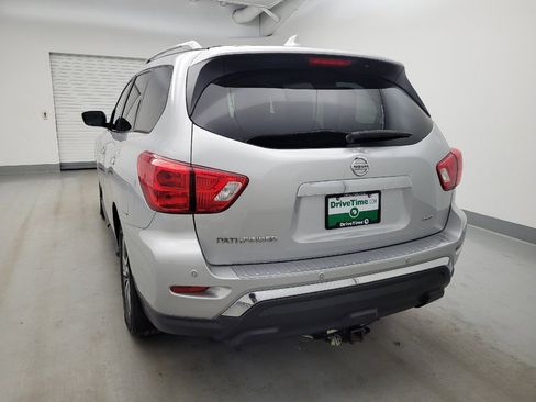 Used 2020 Nissan Pathfinder S AWD/4WD image 7