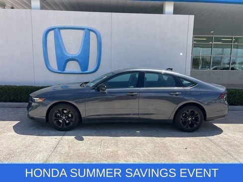 Used 2025 Honda Accord SE image 5