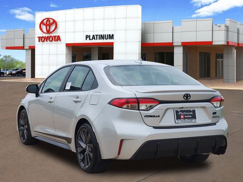 New 2026 Toyota Corolla SE FWD image 4