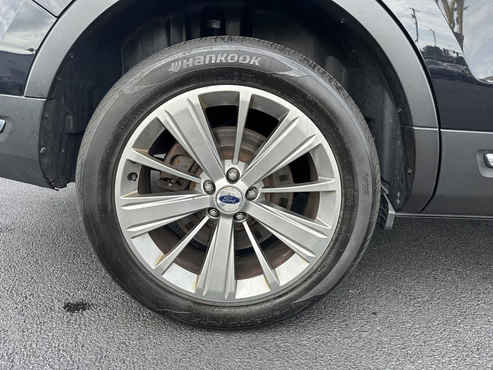 Used 2018 Ford Explorer Limited AWD/4WD image 16
