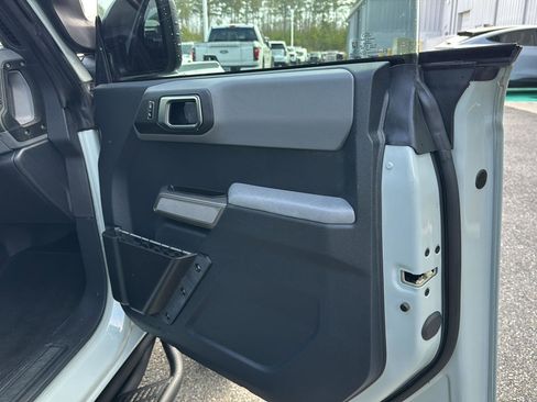 Certified 2023 Ford Bronco Everglades image 12