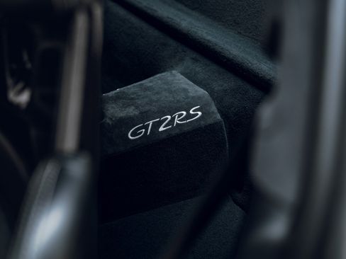 Used 2018 Porsche 911 GT2 RS RWD image 52