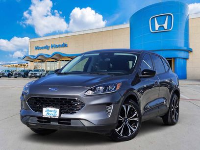 Used 2021 Ford Escape SE w/ SE Sport Appearance Package