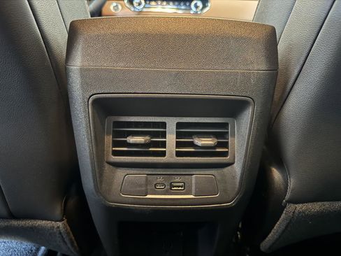 Used 2025 GMC Canyon AT4 w/ Nightfall Edition image 31