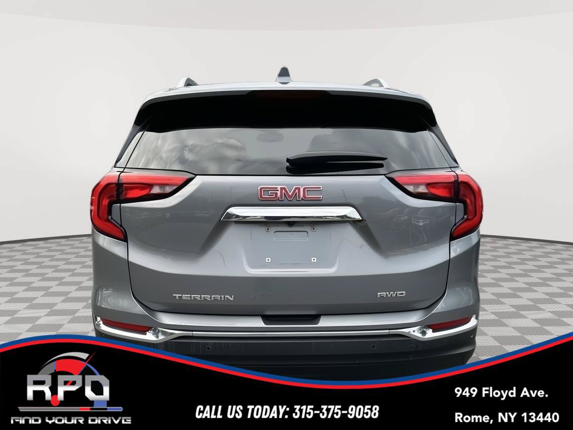 Used 2018 GMC Terrain SLT w/ Preferred Package AWD/4WD image 4