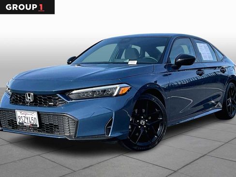 Used 2025 Honda Civic Sport image 1