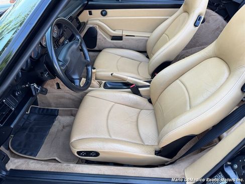 Used 1998 Porsche 911 Carrera RWD image 31