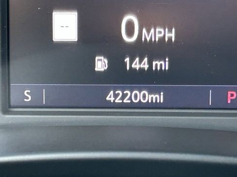 Used 2021 Buick Enclave Essence w/ Sound and Sites Package image 20