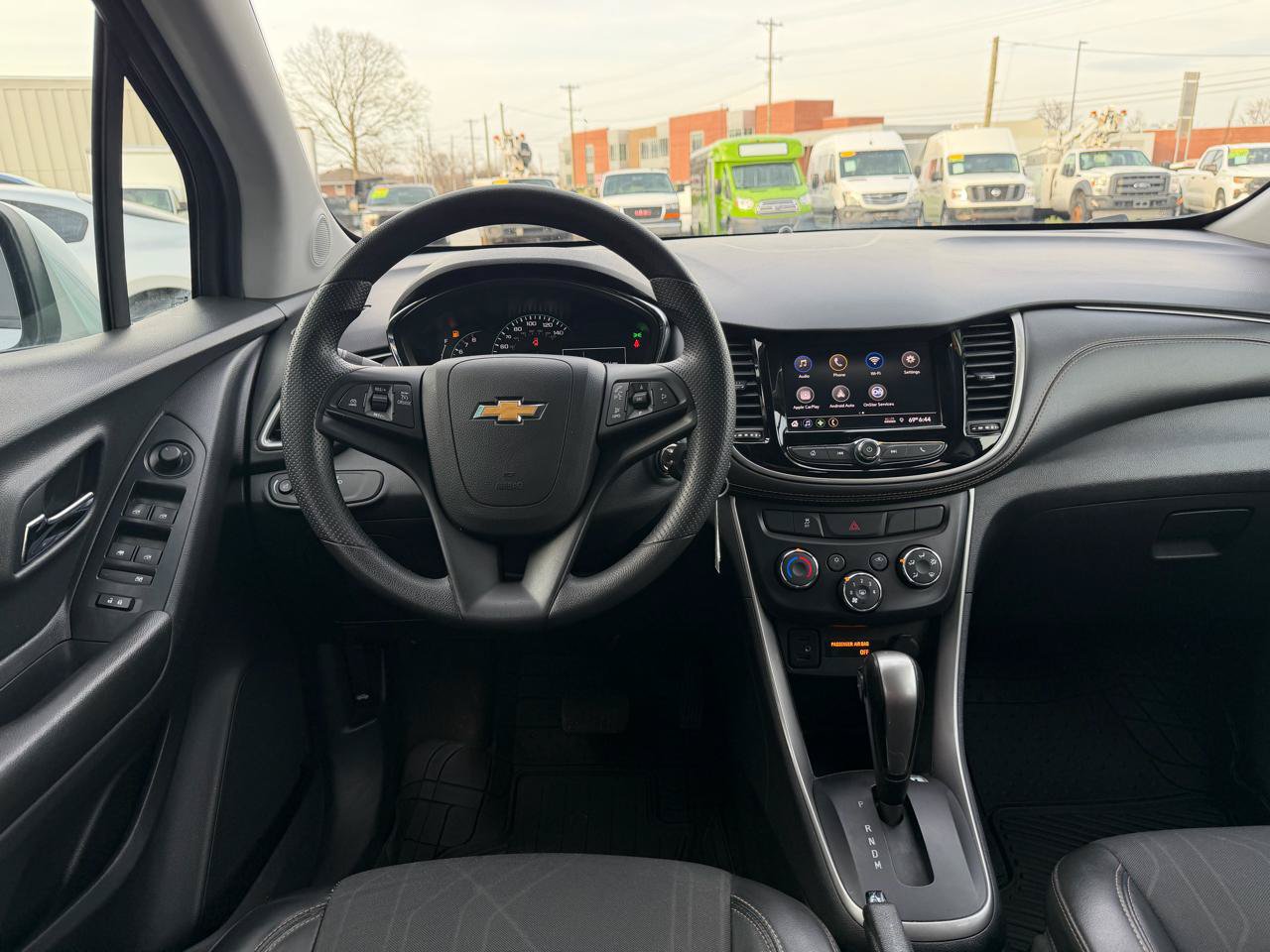 Used 2021 Chevrolet Trax LT AWD/4WD image 16