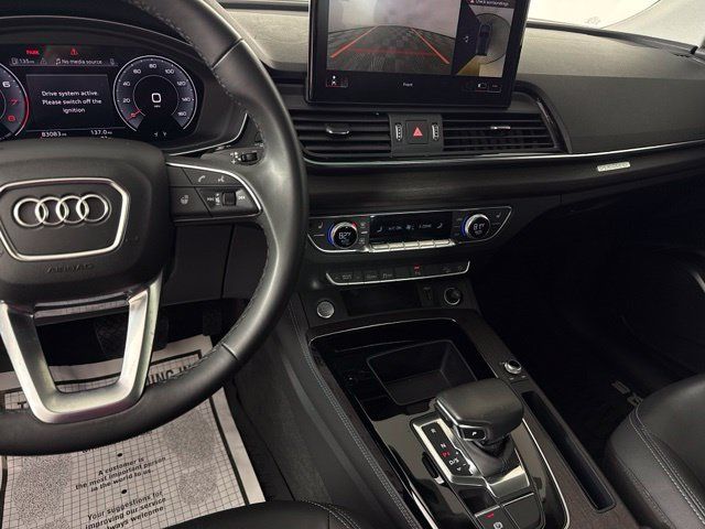 Used 2021 Audi Q5 2.0T Premium Plus w/ Premium Plus Package AWD/4WD image 24