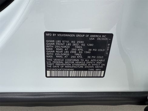 New 2026 Volkswagen Atlas SE image 26