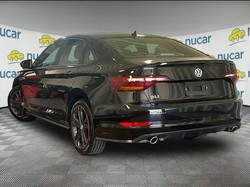 Used 2019 Volkswagen Jetta GLI FWD image 4