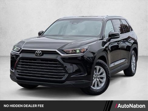 Used 2025 Toyota Grand Highlander FWD image 1