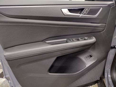 New 2026 Volkswagen Atlas Cross Sport SEL R-Line image 19