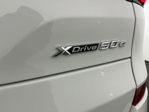 Certified 2026 BMW X5 xDrive50e w/ M Sport Package AWD/4WD image 33