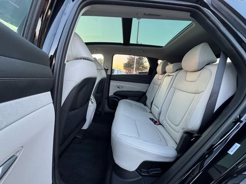 Used 2025 Hyundai Tucson Limited image 5