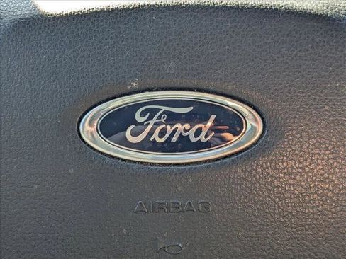 Used 2023 Ford F150 Lariat w/ Trailer Tow Package image 13