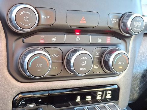 Certified 2022 RAM 1500 Big Horn image 17