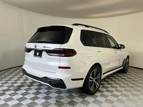 New 2026 BMW X7 M60i image 7