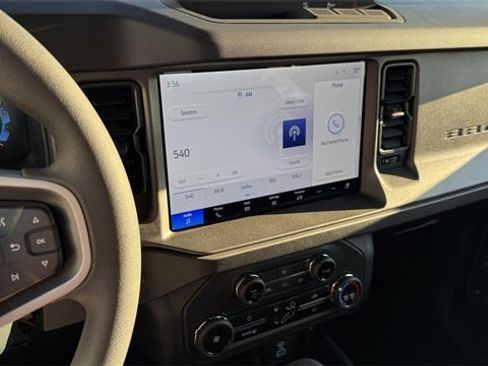 New 2025 Ford Bronco Base image 29
