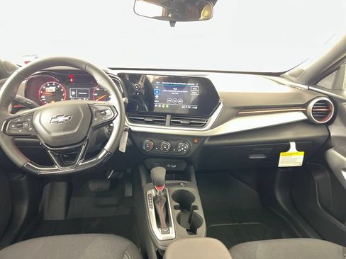 New 2026 Chevrolet Trax RS w/ Sunroof Package FWD image 12