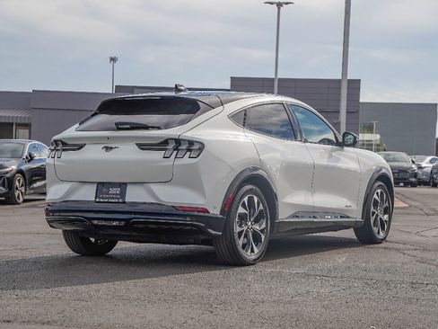 Used 2022 Ford Mustang Mach-E Premium image 4