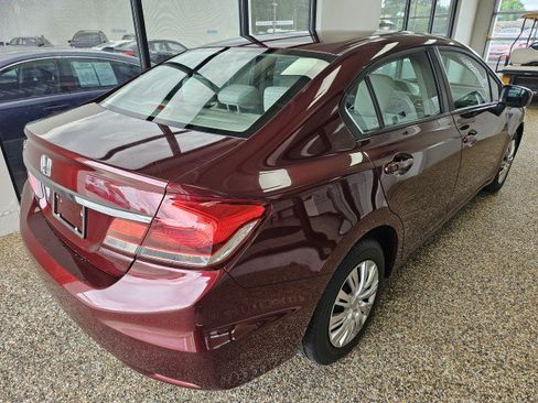 Used 2014 Honda Civic LX image 2