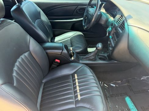 Used 2004 Chevrolet Monte Carlo SS w/ Dale Earnhardt Jr. Package FWD image 11