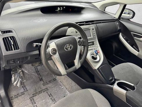 Used 2013 Toyota Prius Two FWD image 11